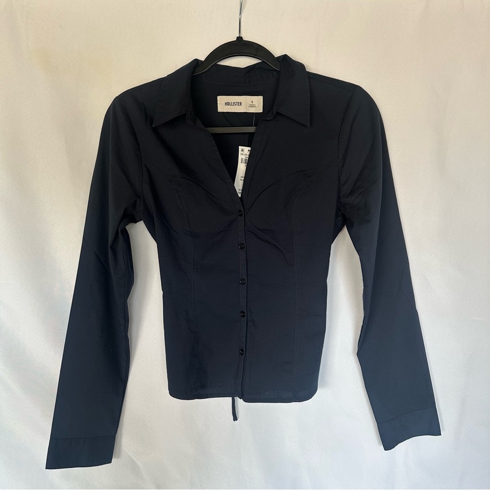 Hollister Women's Dark Blue Button-Down Shirt - Picture 2 of 5
